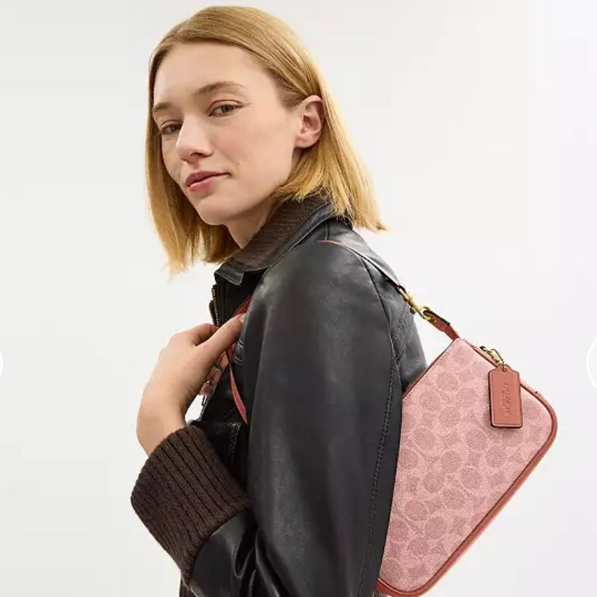 Bag coach