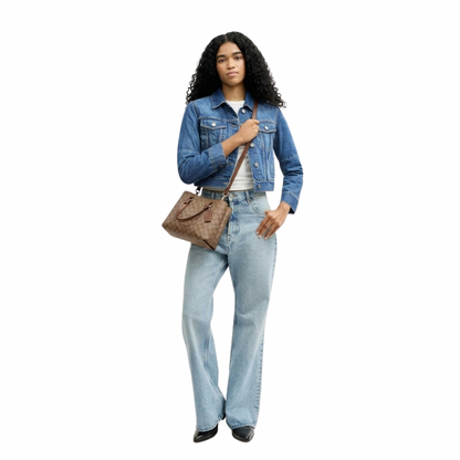Coach station carryall