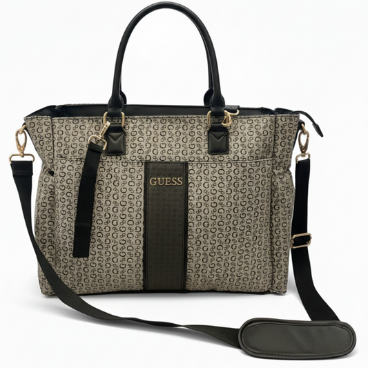 Pañalera Guess