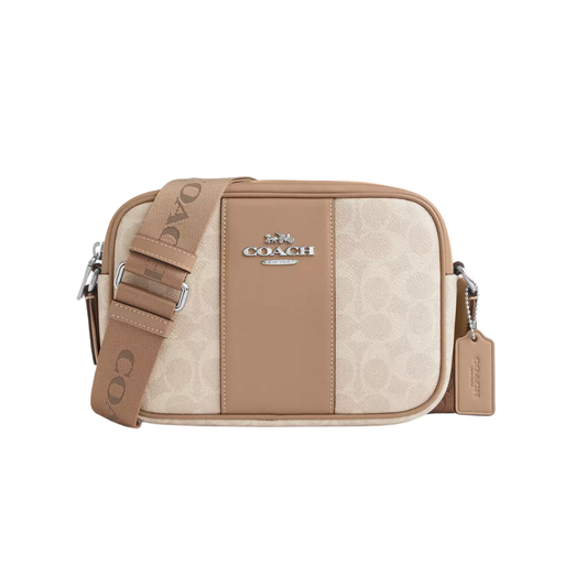 Cartera Coach